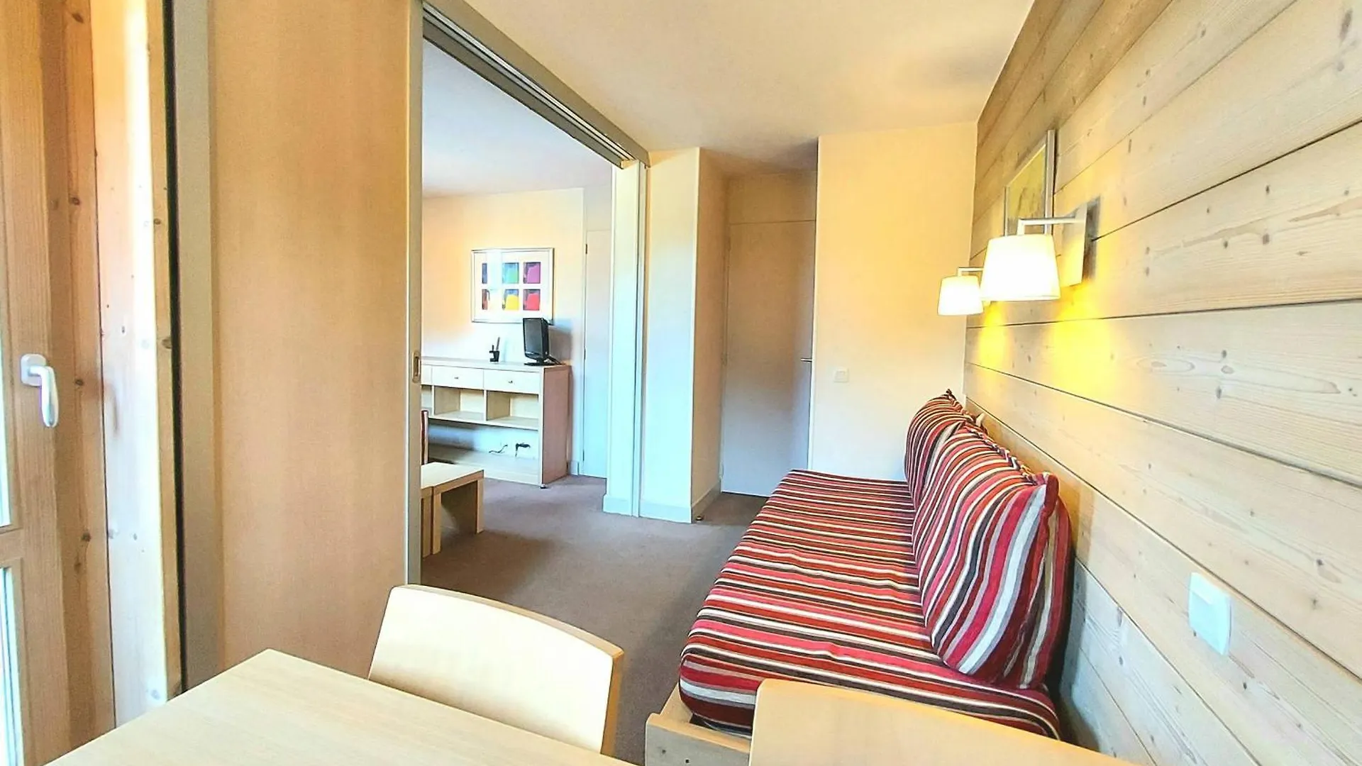 Chaleureux Appartement A Plagne 1800 Avec Piscine, Proche Commodites - Fr-1-351-238 La Plagne-Tarentaise 0*,